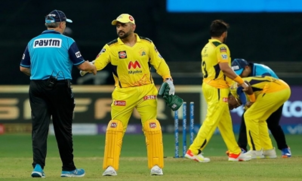  Csk Beat Mumbai In First Match Of Uae Leg-TeluguStop.com