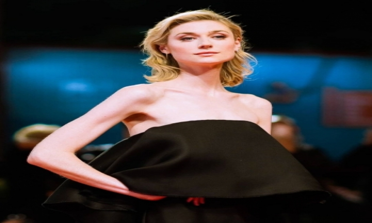  Elizabeth Debicki: Difficult Resisting Society Pressure To Look A Certain Way-TeluguStop.com