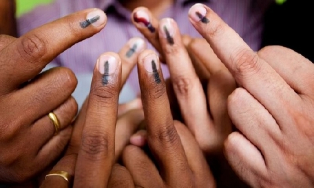  Enthusiastic Turnout In Second Phase Of Kerala Civic Polls (lead)-TeluguStop.com