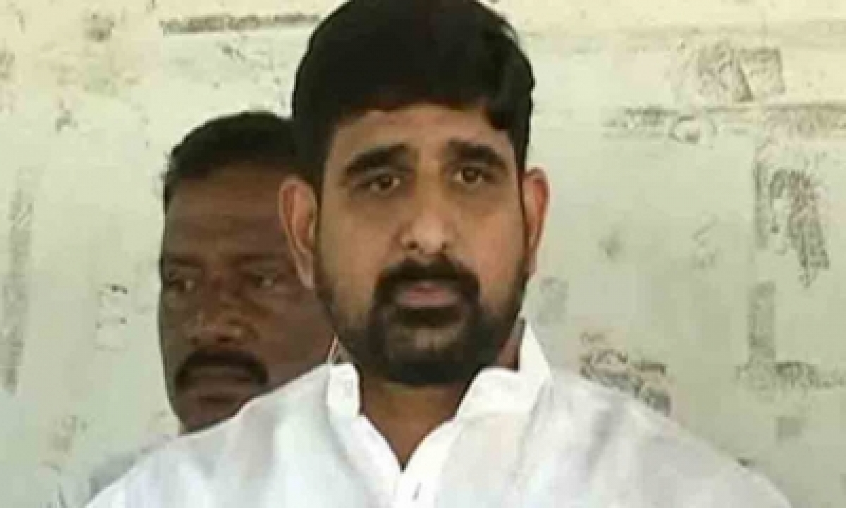  Ex-cong Leader Kaushik Reddy To Join Trs-TeluguStop.com