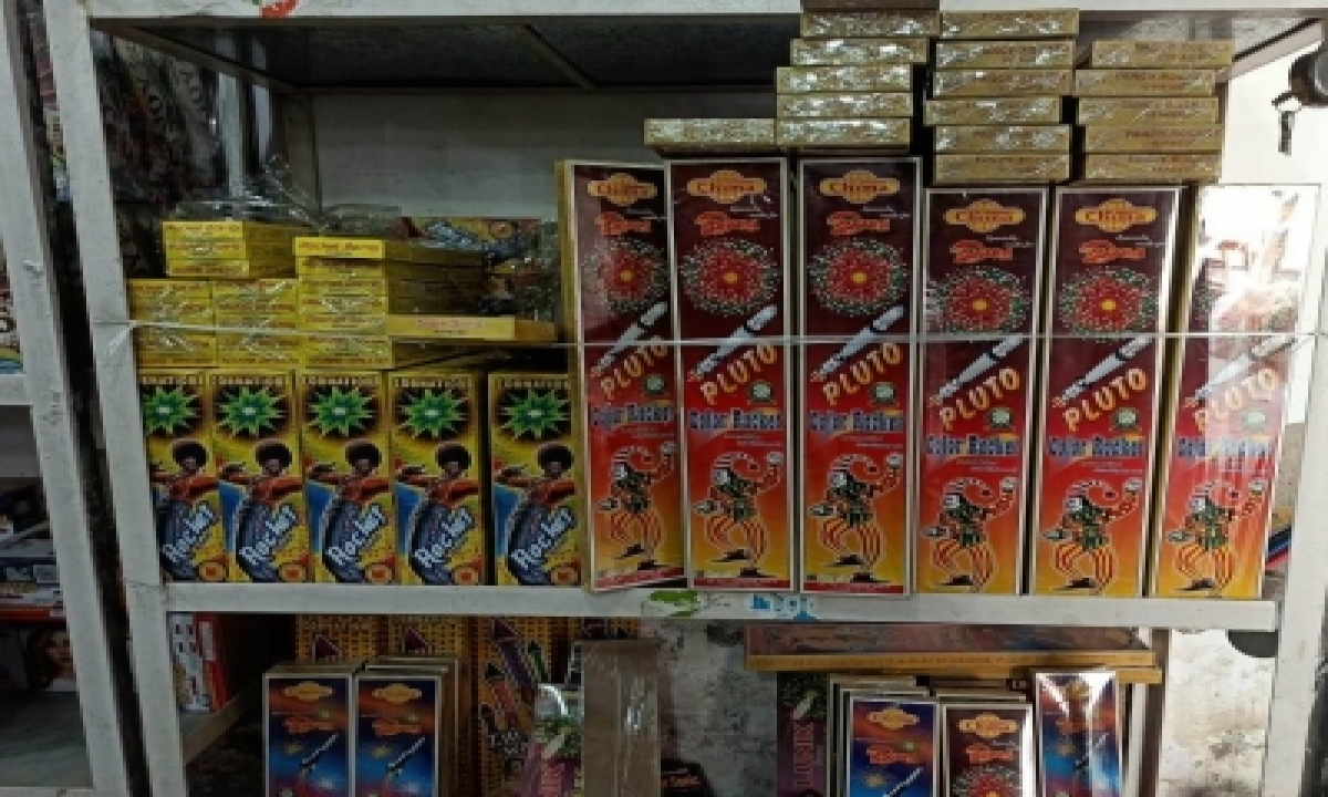  Fireworks Industry Prays Diwali Does Not Bring Doom If Not Boom-TeluguStop.com