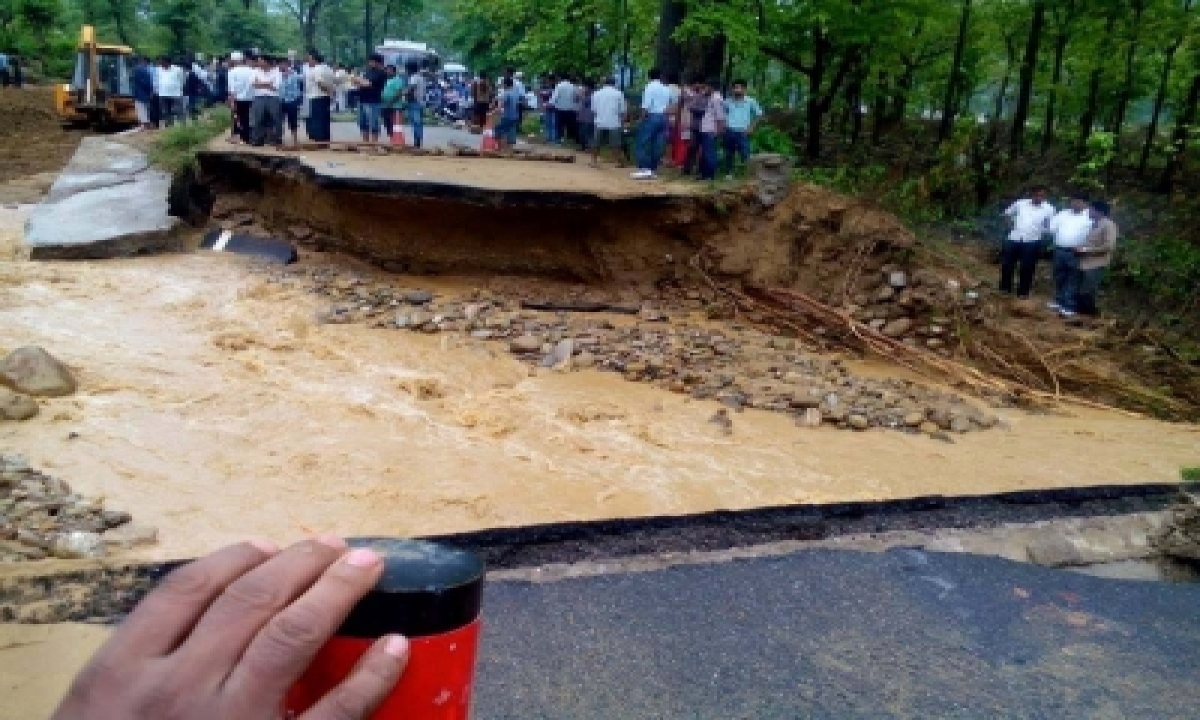  Flash Floods Expected In Uttarakhand On Friday-TeluguStop.com