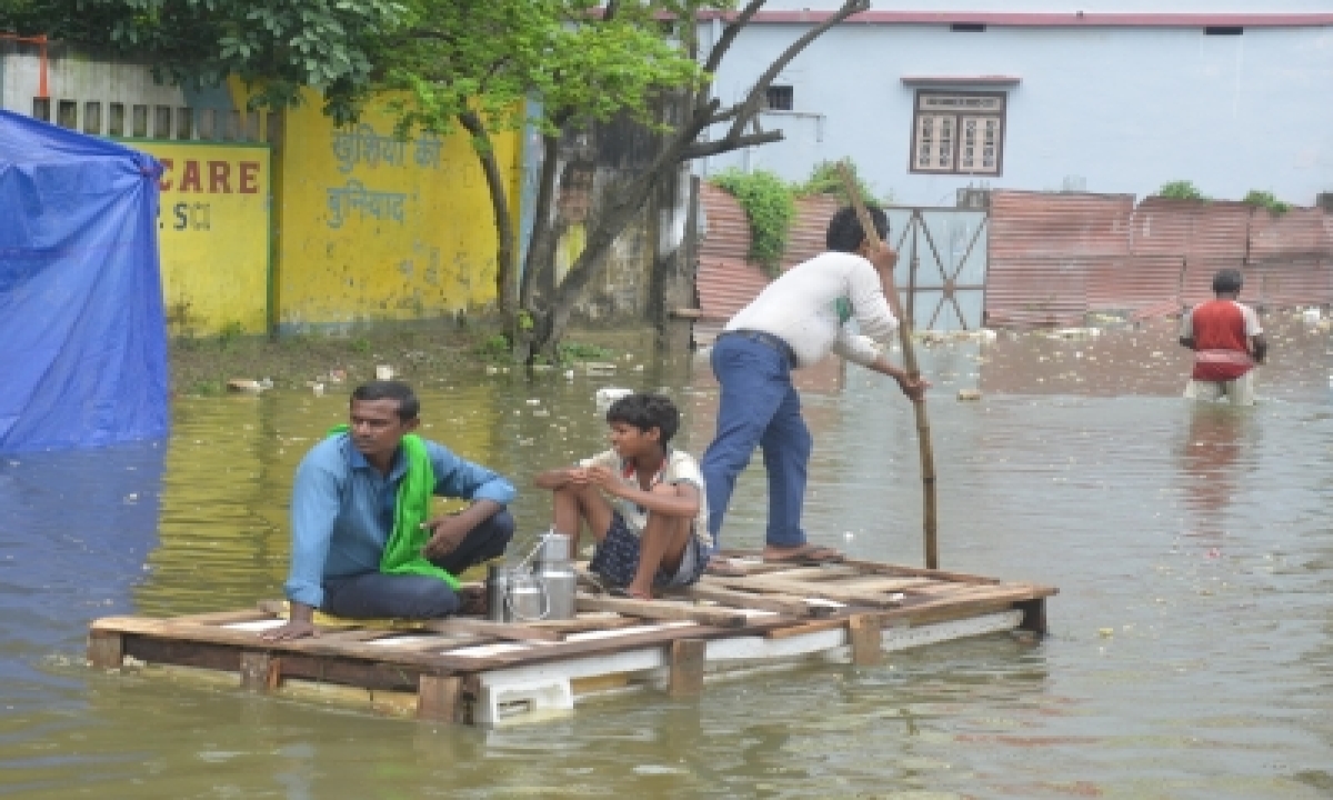  Flood Situation In Bengal Snowballing Into Political Row  –   National,pol-TeluguStop.com
