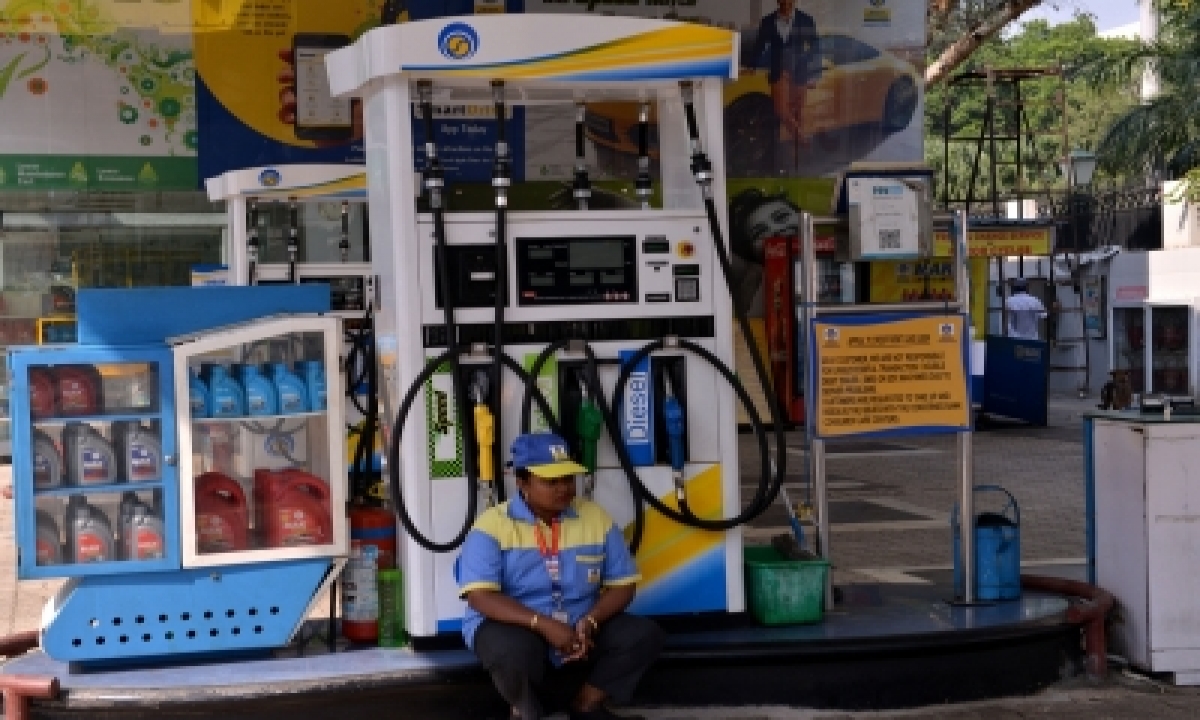  Fuel Price Hiked Again; Petrol Nearing Century Mark Across Country-TeluguStop.com
