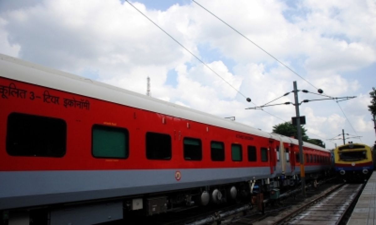  Govt Mulls Restructuring Rly Operations Based On Sanyal Committee Suggestions-TeluguStop.com