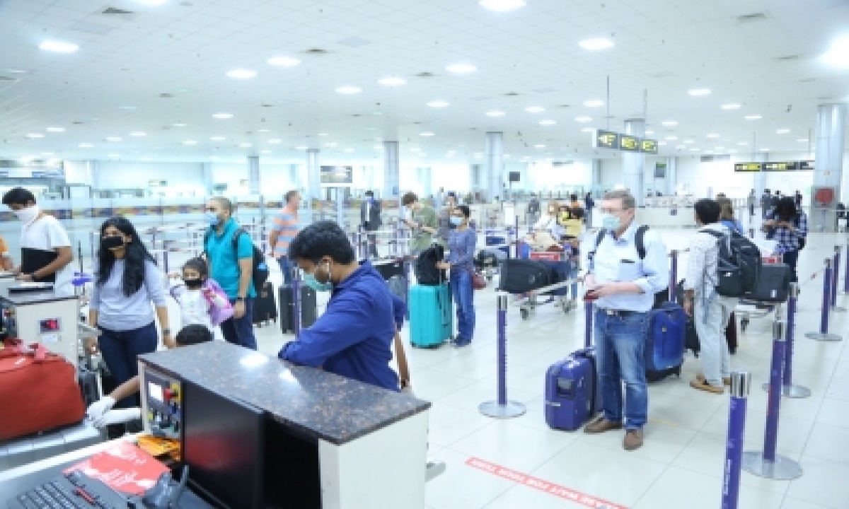  Hyderabad Airport Ensures Strict Adherence To Covid Protocols-TeluguStop.com