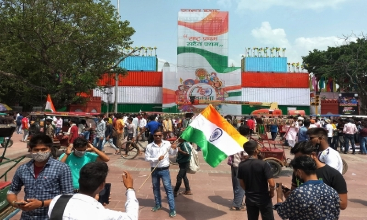  India Celebrates 75th Independence Day With Fervour-TeluguStop.com