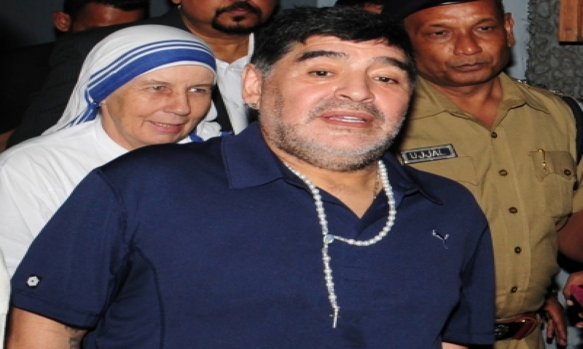  Indian Film Frat Mourns Diego Maradona’s Demise-TeluguStop.com