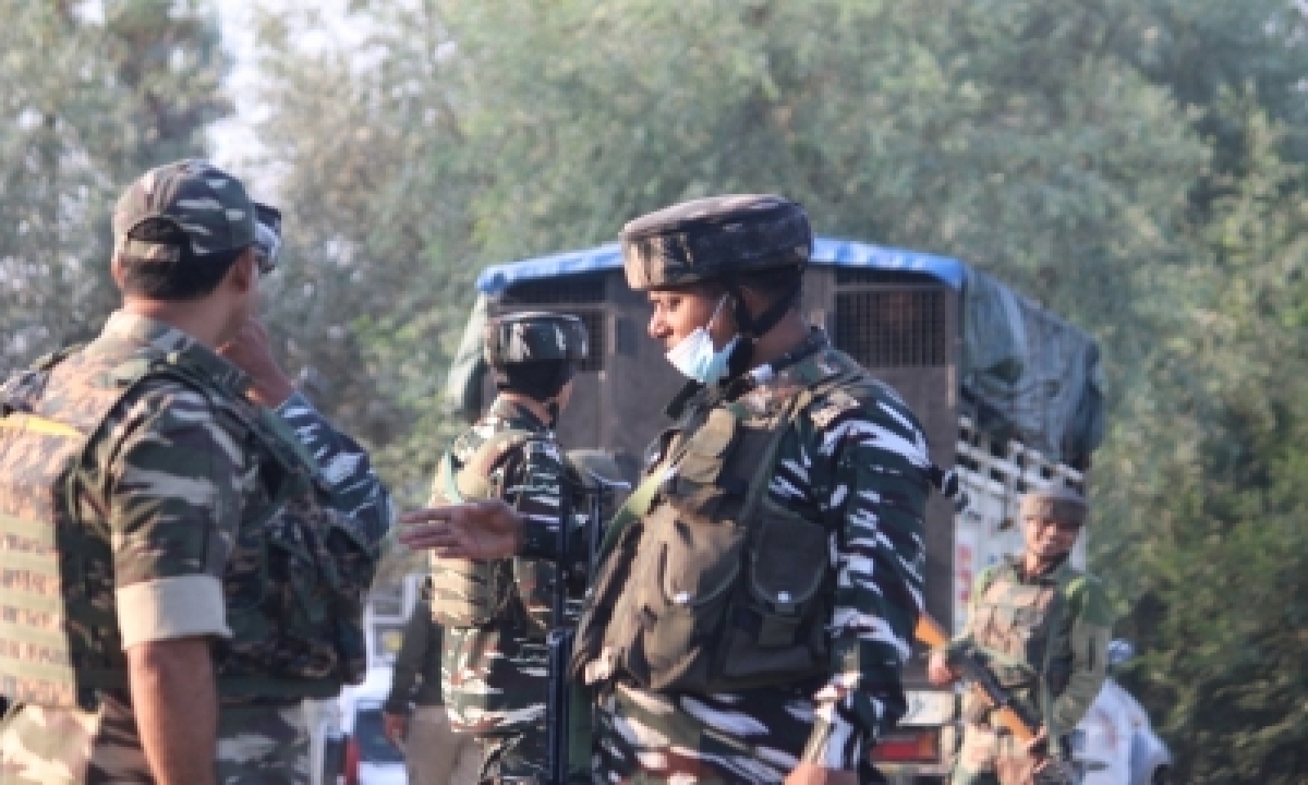  Infiltration Bid Foiled, 3 Army Soldiers Injured In Uri Loc-TeluguStop.com