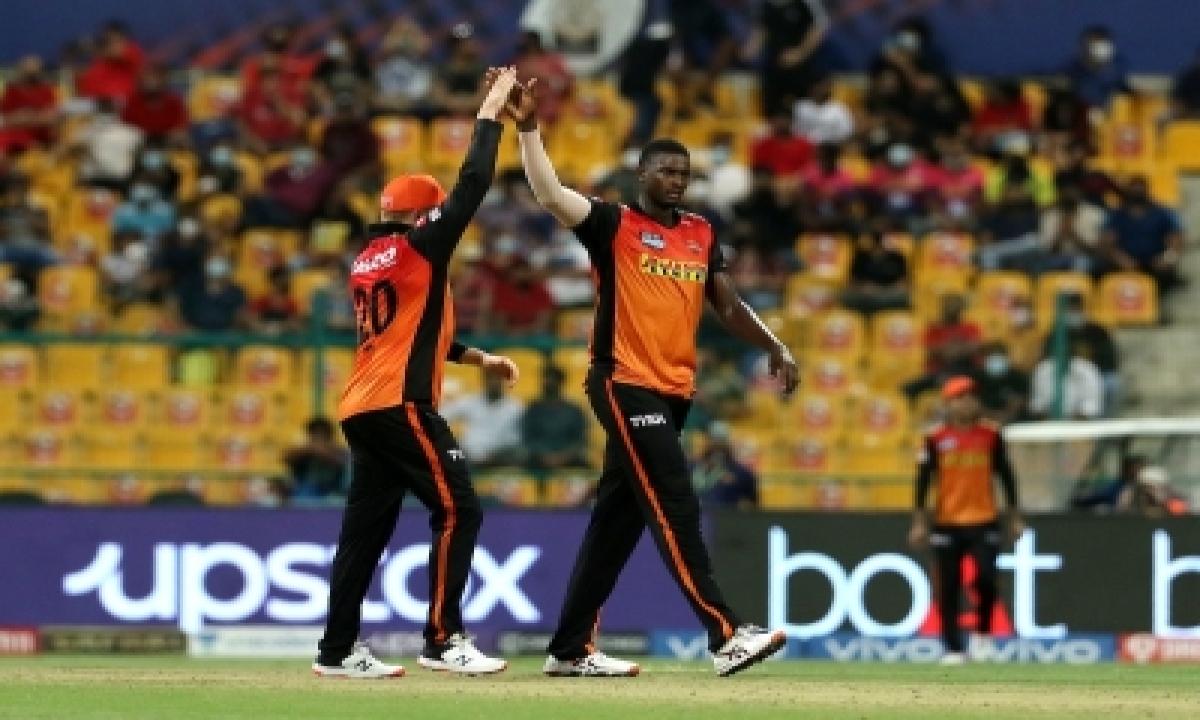  Ipl 2021: Hyderabad Hold Nerve To Clinch A Thrilling Win Over Bangalore (ld)  &#-TeluguStop.com