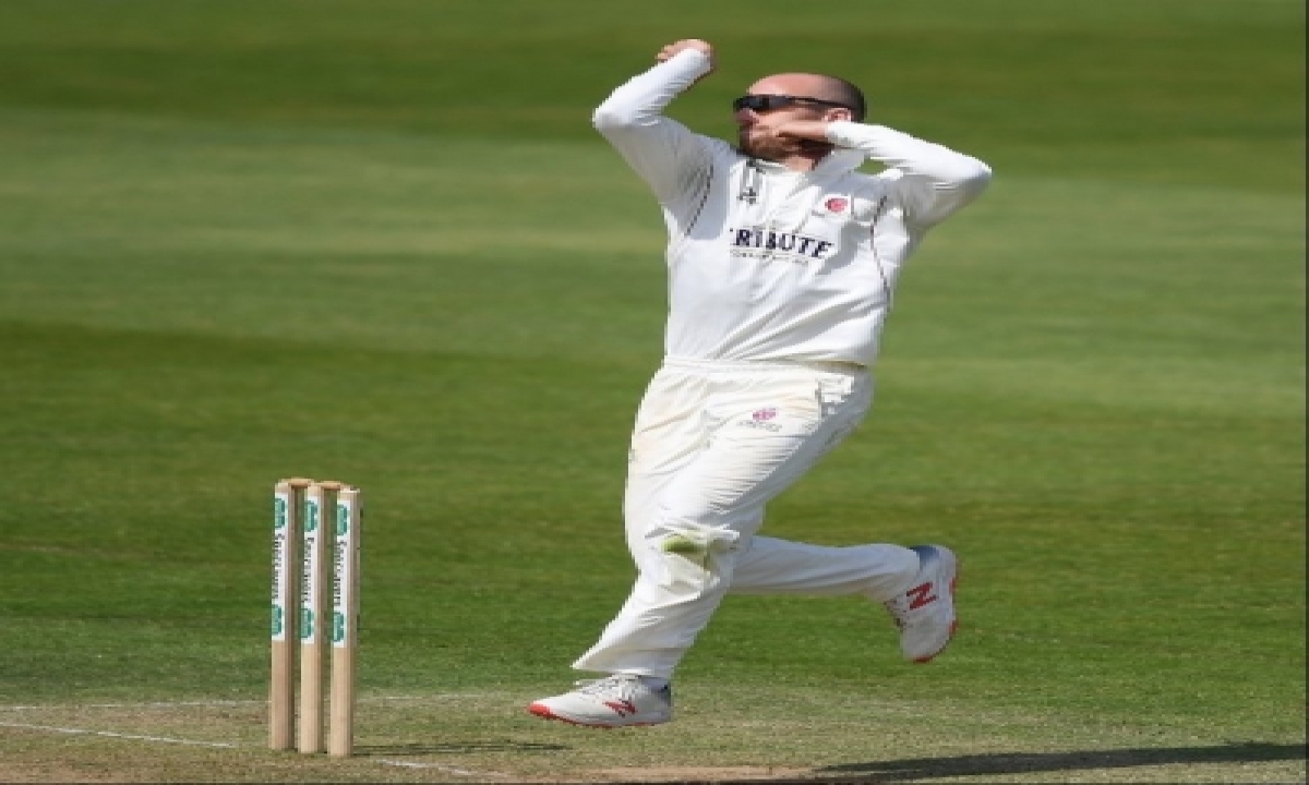  Jack Leach Extends Stay With Somerset Until 2024-TeluguStop.com