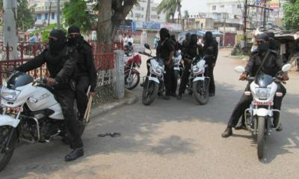  Jharkhand Police Announces Cash Rewards On 12 Maoists-TeluguStop.com