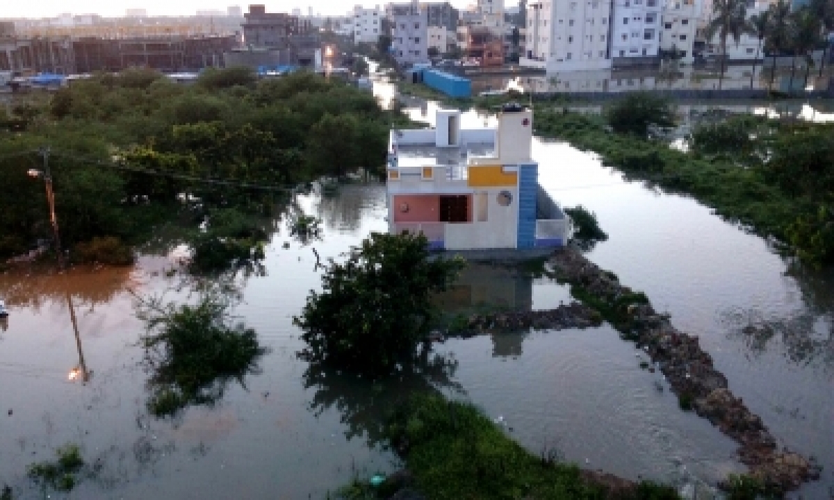  Karnataka Rural Infra Suffered Rs 1,000 Cr Loss In Floods-TeluguStop.com