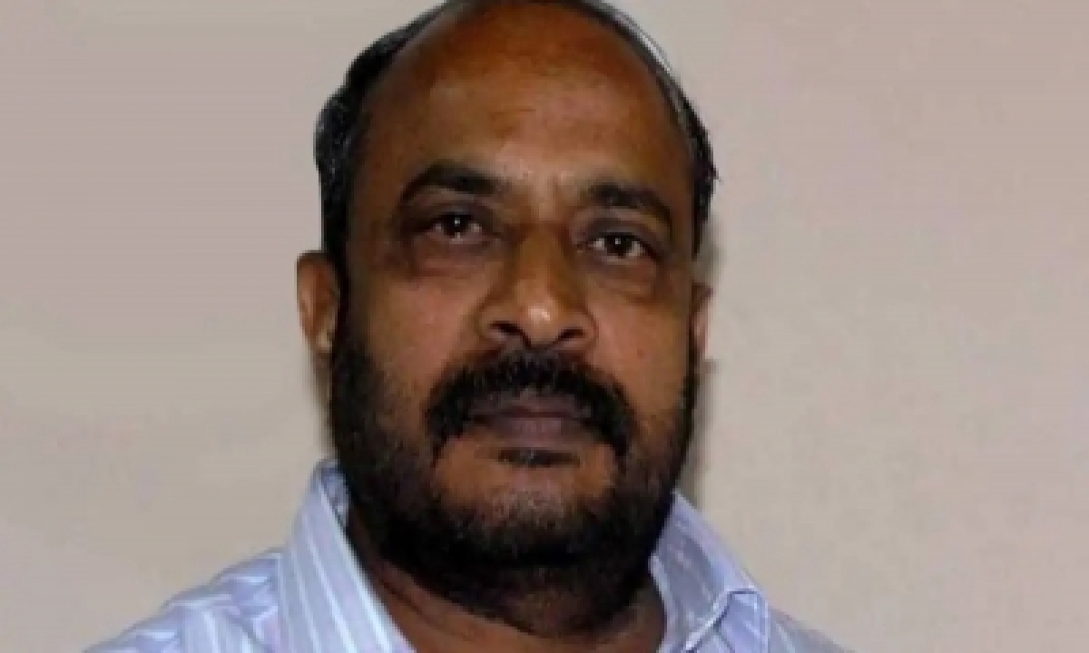  K’taka Mlc Dy Chair Insulted By Cong, Found Dead On Railway Track-TeluguStop.com