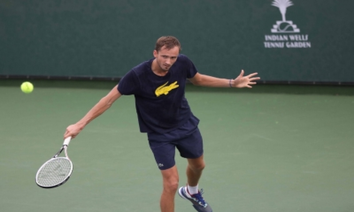  Medvedev Sails Into Third Round With Commanding Win At Indian Wells  –   S-TeluguStop.com