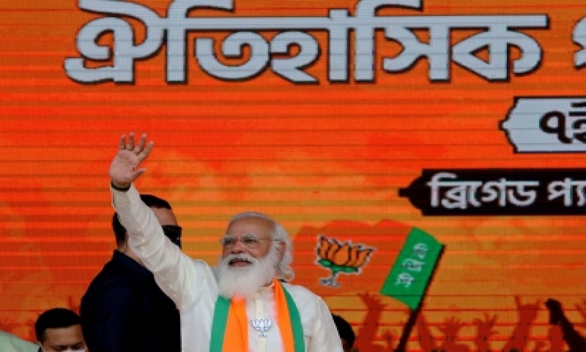  Modi Reaches Out To Weaker Sections At Bengal Rally-TeluguStop.com
