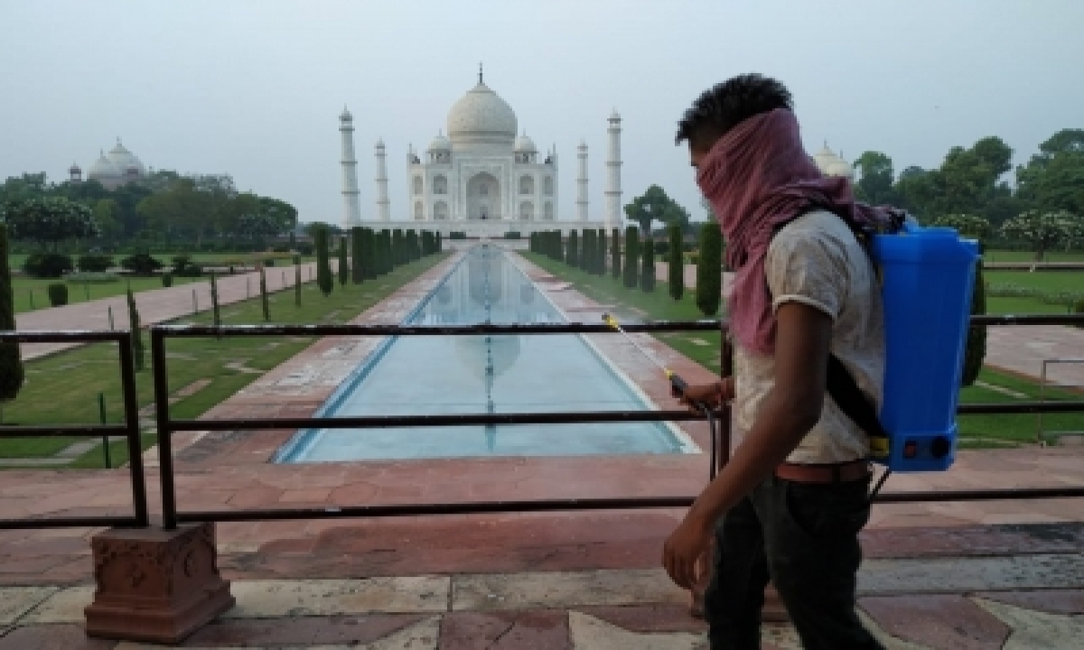  Monuments Dwarfed By Encroachments-TeluguStop.com