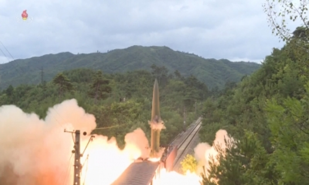  N.korea Fires What Appears To Be Ballistic Missile: Japan-TeluguStop.com