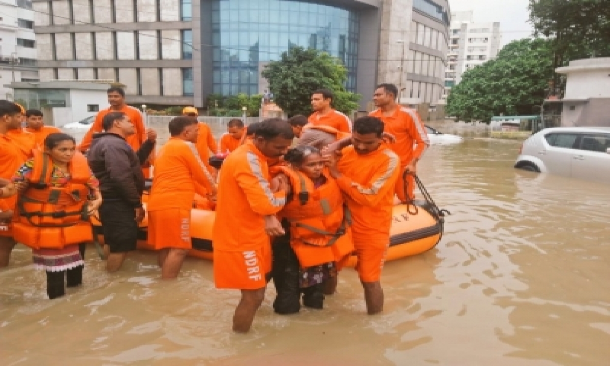  Ndrf Deploys 20 Teams In Gujarat After Heavy Rainfall-TeluguStop.com