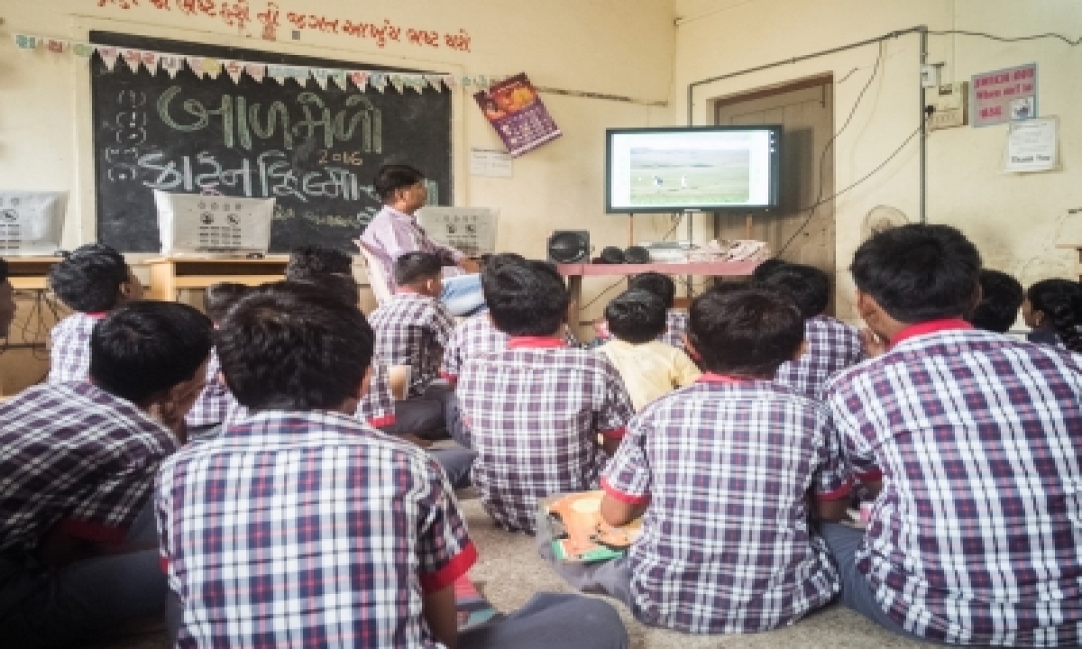  Offline Teaching For Classes 9, 11 In Gujarat From Feb 1-TeluguStop.com