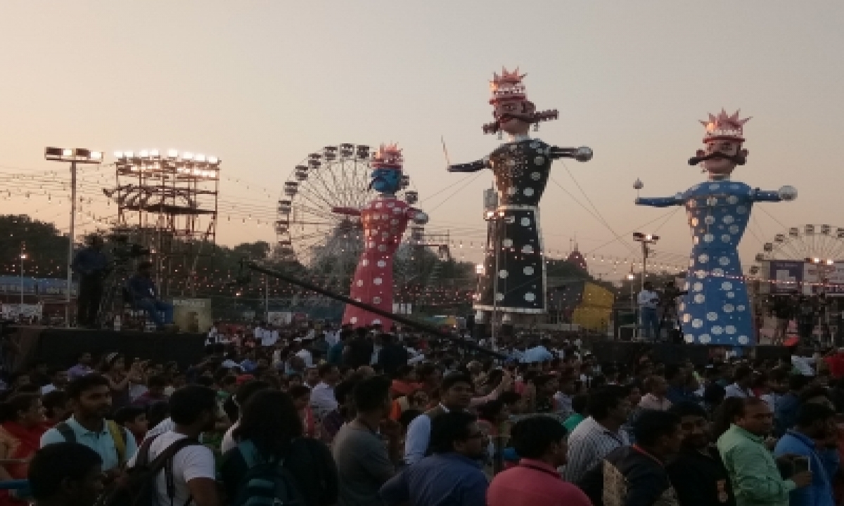  Over 1700 Challans Issued On Dussehra For Violating Covid Norms-TeluguStop.com