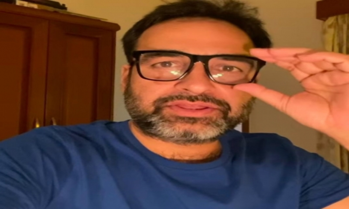  Pankaj Tripathi Celebrates 3 Million Instagram Followers-TeluguStop.com