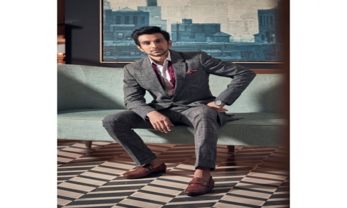  Pratik Gandhi: I Take My Decision Based On My Gut Feeling  –  Delhi | Indi-TeluguStop.com