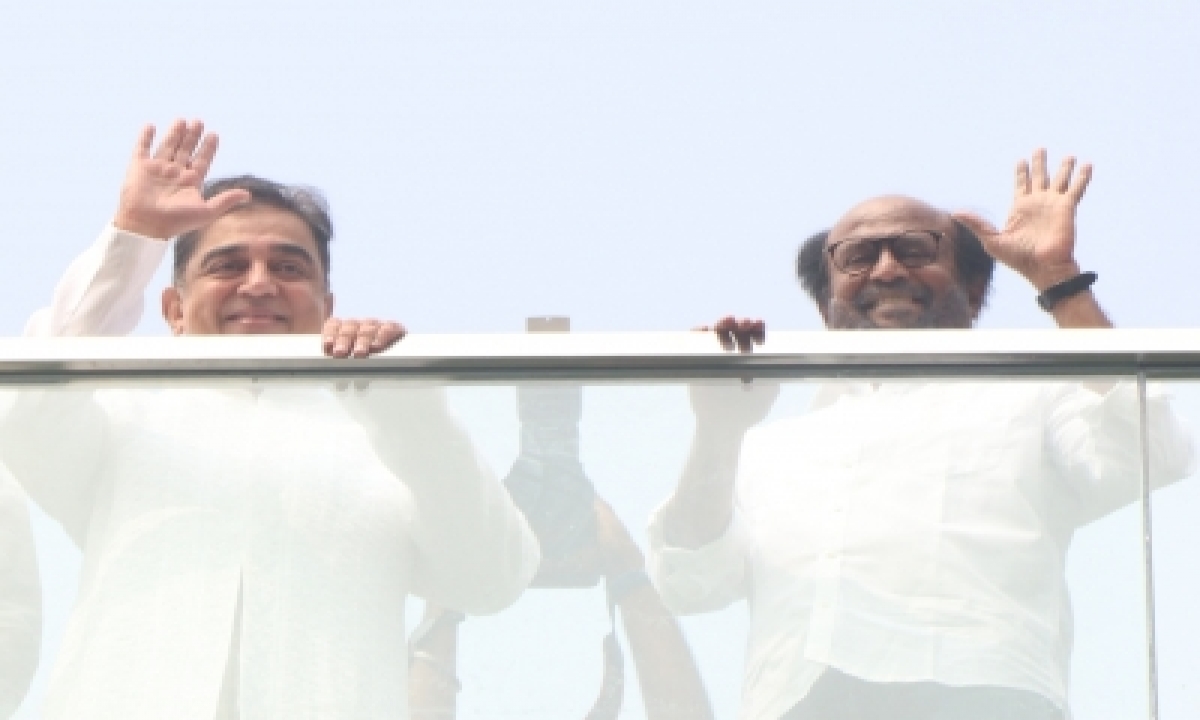  Rajinikanth, Kamal Haasan Cast Their Votes-TeluguStop.com