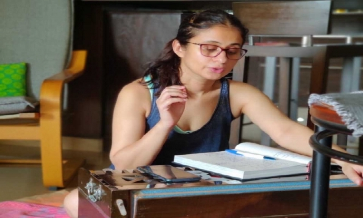  Rasika Dugal: In Audio Content, How You Look Does Not Determine Your Roles-TeluguStop.com