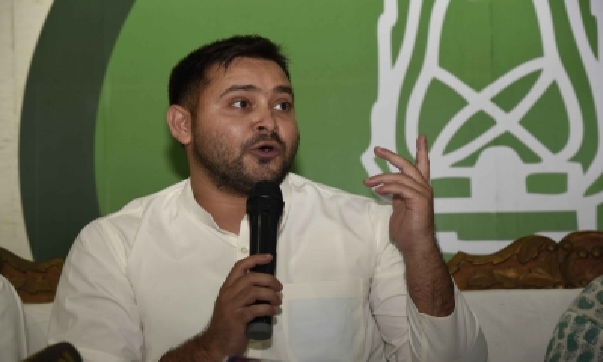  Rjd Will Hit The Streets If Nda Doesn’t Meet 19l Job Promise: Tejashwi-TeluguStop.com