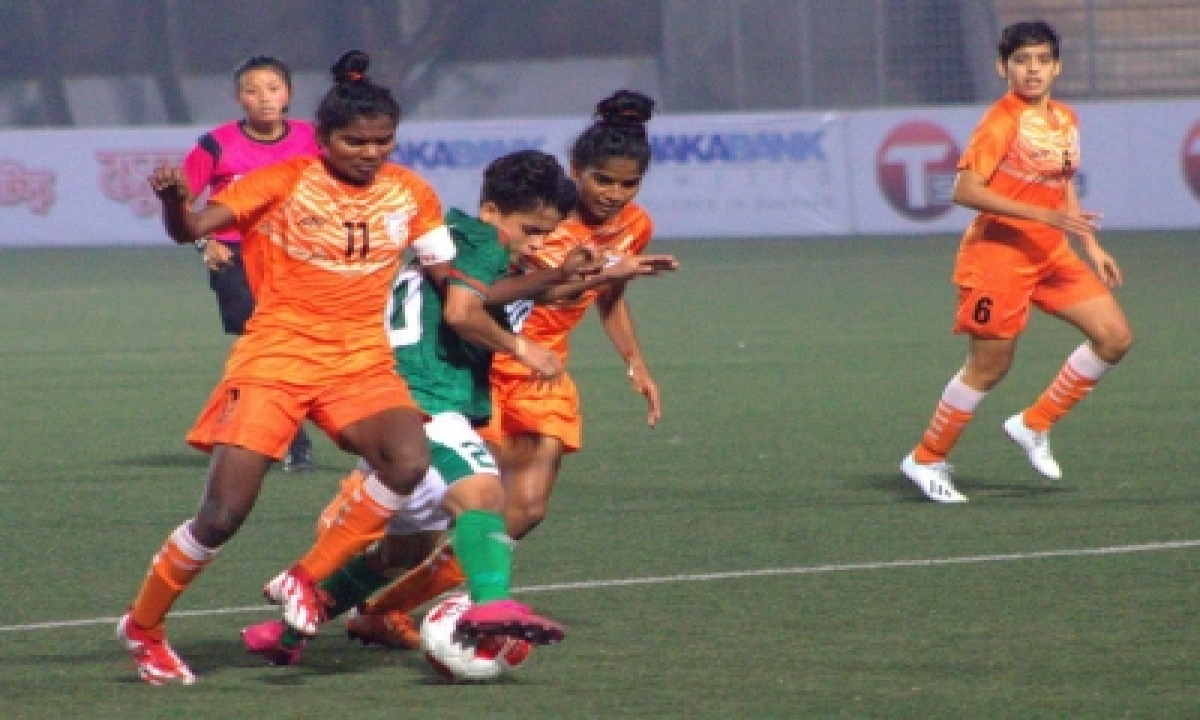  Saff U-19 Women’s Championship: India Lose 0-1 To Bangladesh In Final-TeluguStop.com