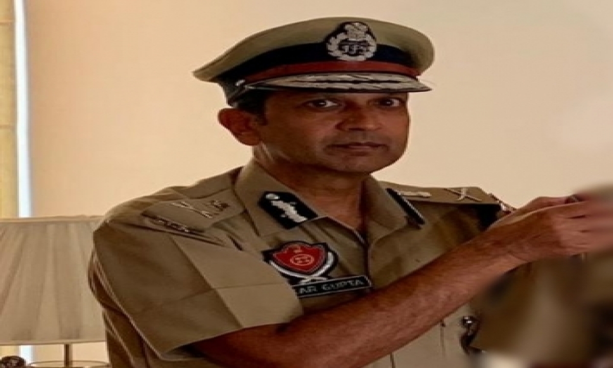  Sahota Gets Additional Charge Of Punjab Dgp-TeluguStop.com