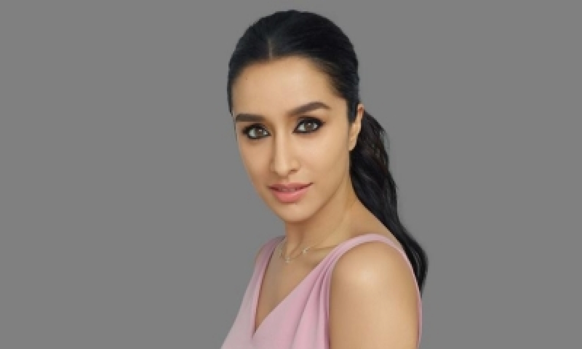  Shraddha Kapoor The Face Of Beauty Brands Latest Campaign-TeluguStop.com