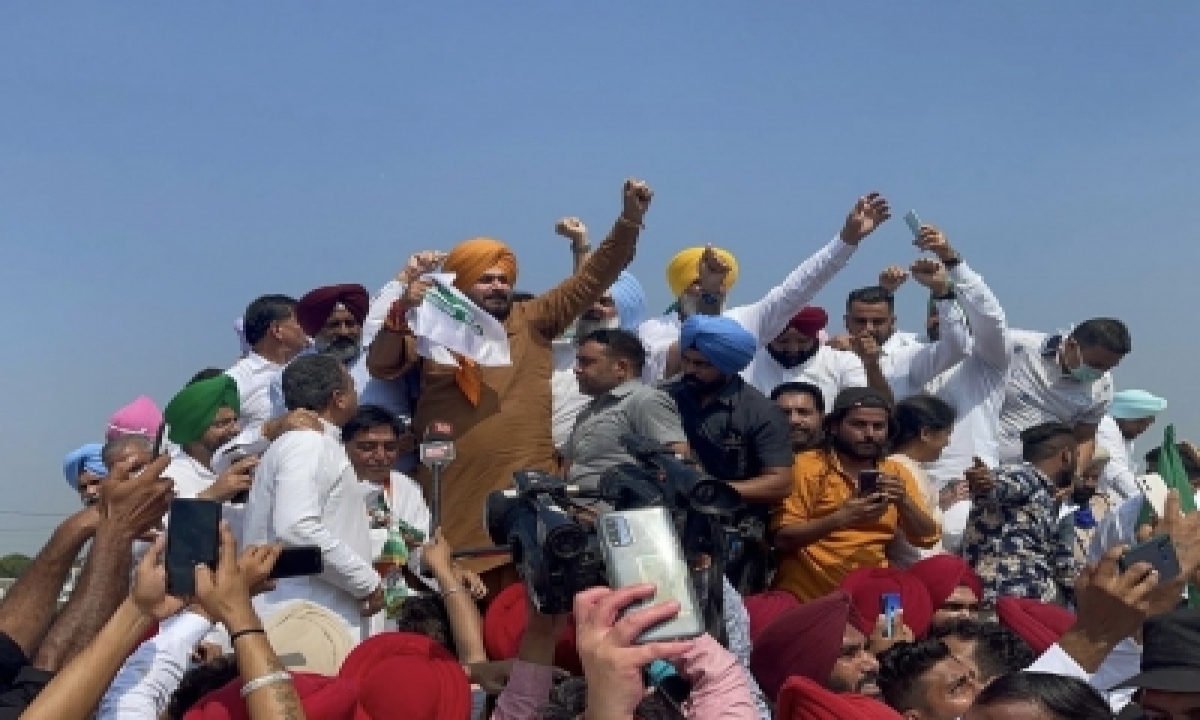  Sidhu, Punjab Cabinet Ministers Detained On Up Border  –   Congress  News-TeluguStop.com