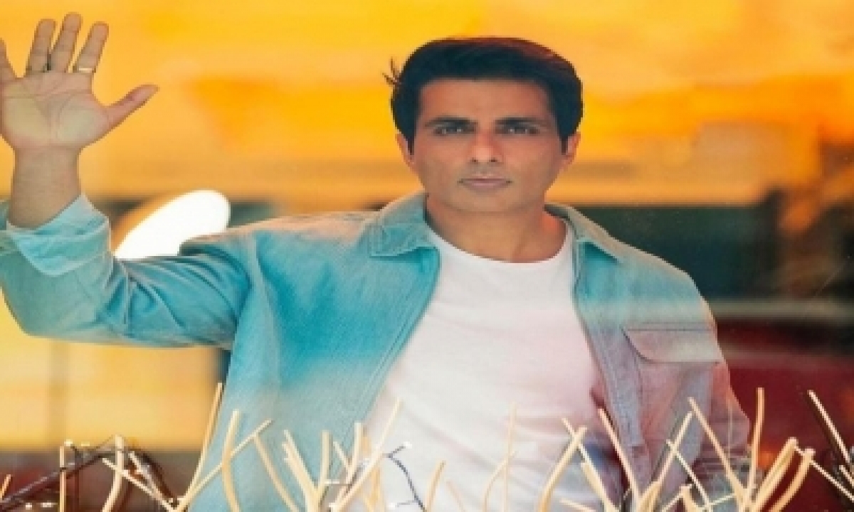  Sonu Sood Lends Helping Hand For Treatment Of Baby Girl-TeluguStop.com