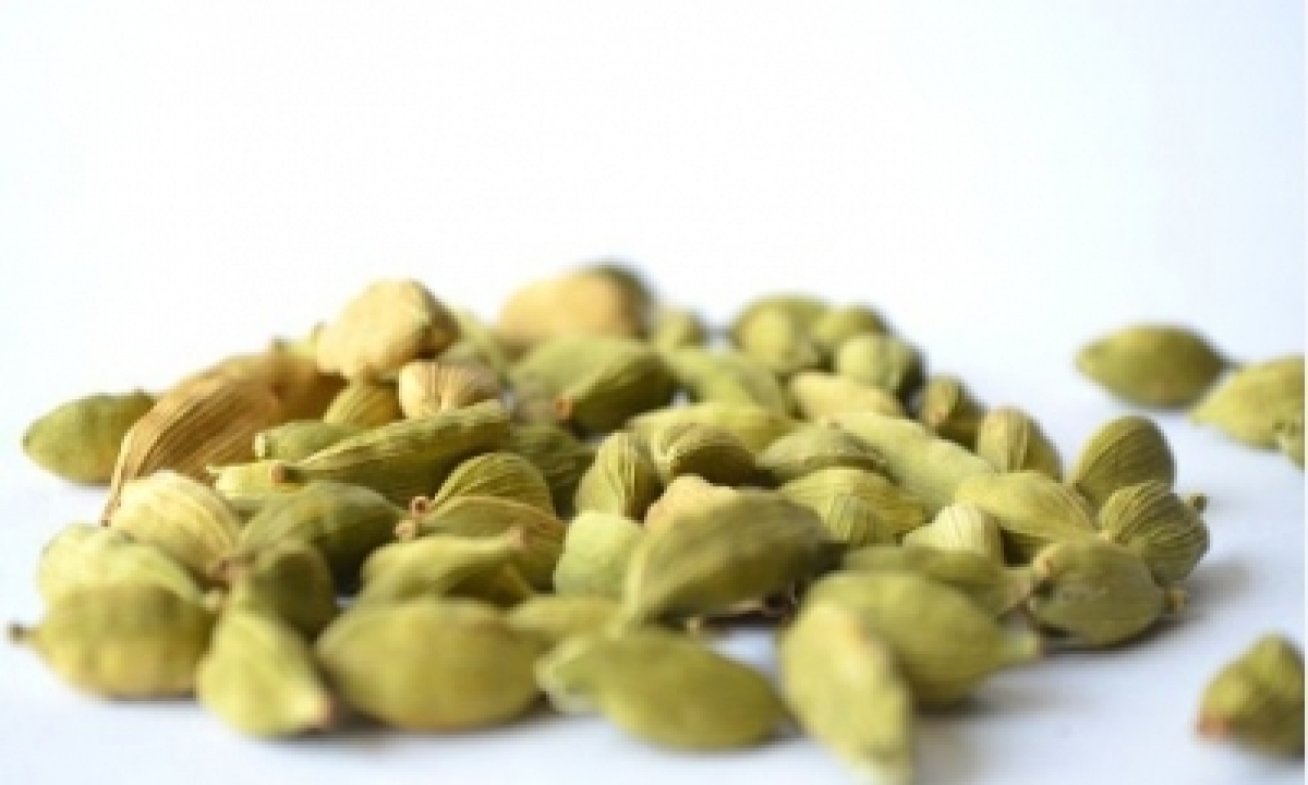  Spices Board To E-auction 75,000 Kg Of Cardamom-TeluguStop.com