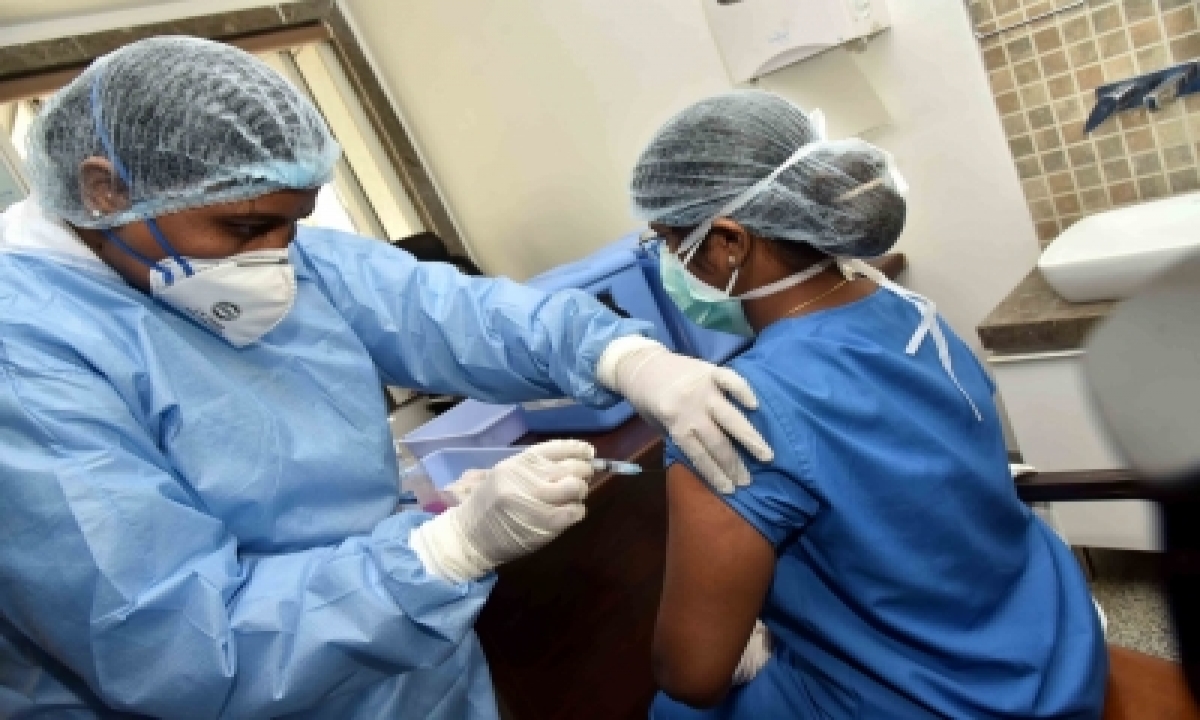  Telangana Plans To Vaccinate 1l People Daily-TeluguStop.com