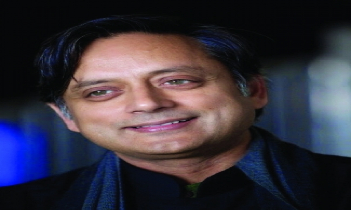  Tharoor’s Kerala ‘darshan’ Key To Congress Manifesto-TeluguStop.com