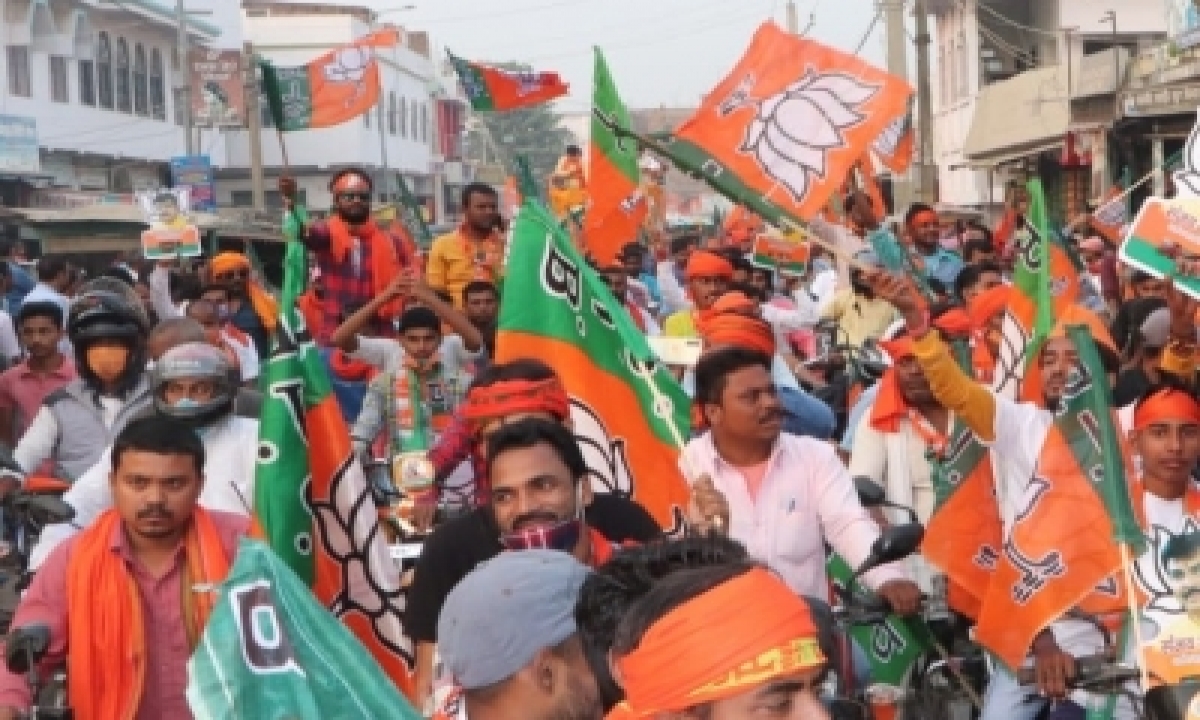  Upbeat About Trends, Workers Prepare To Party At Bjp Headquarters-TeluguStop.com