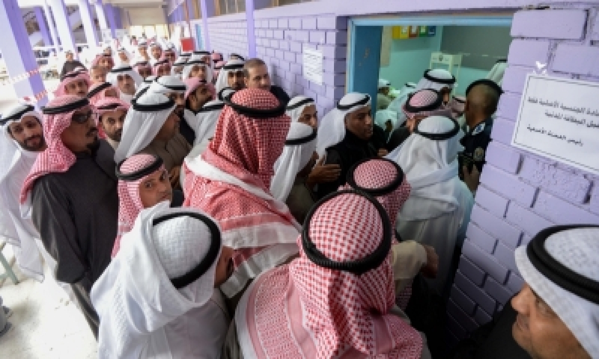  Voting Underway For Kuwait Parliamentary Elections-TeluguStop.com