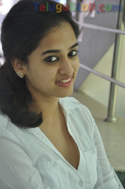 Nanditha new stills 2- Photos,Spicy Hot Pics,Images,High Resolution WallPapers Download