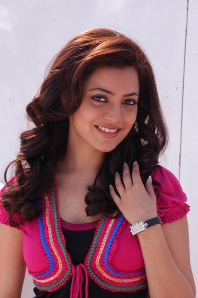 Nisha agarwal new gallery- Photos,Spicy Hot Pics,Images,High Resolution WallPapers Download