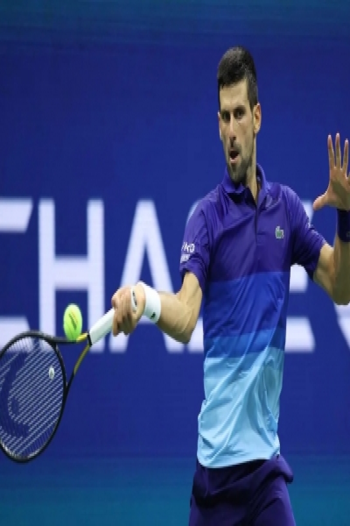Novak Djokovic avoids scare to beat Tomas Machac in Dubai thriller