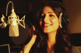  Shruti Hassan Sung An Item Song-TeluguStop.com