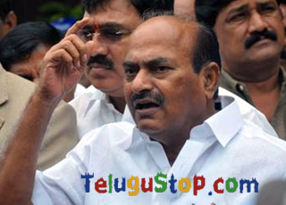  Diwakar Reddy Demands For Sonia Gandhi-TeluguStop.com