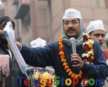  Aravind Kejriwal New Cm Of Delhi-TeluguStop.com