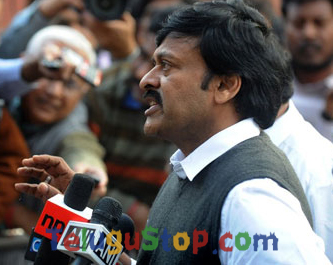  No One Will Support Kiran: Says Chiru-TeluguStop.com