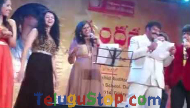  Balakrishna Turns Singer In Dubai!!-TeluguStop.com