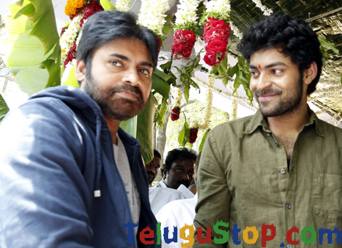  Mega Differences At Varun Tej Movie Launch-TeluguStop.com