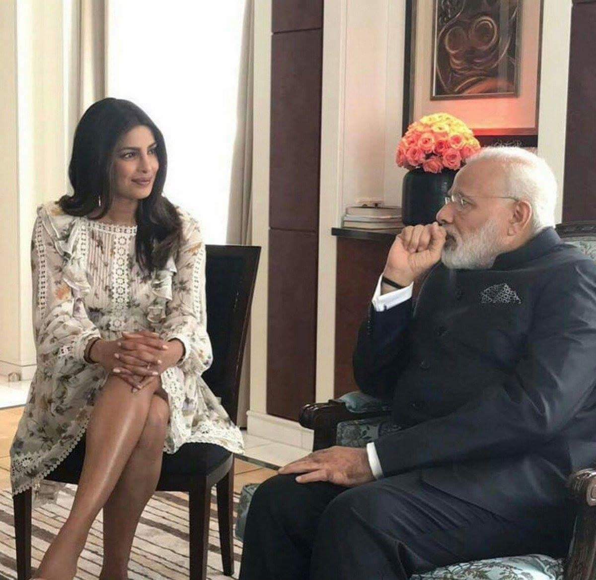 Priyanka Chopra's skirt in Modi's meet becomes controversial Priyanka ChopraR